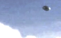 Close up enhancement of KLM UFO video